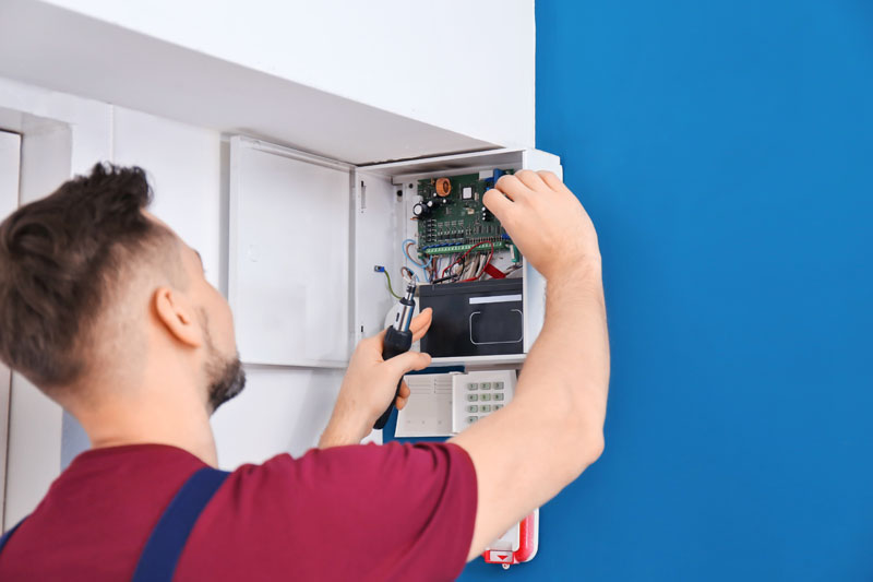 Spécialiste de groupes électrogènes, Schœlcher